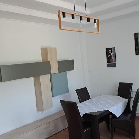 Casa Francesca Apartment Comanesti  Exterior photo