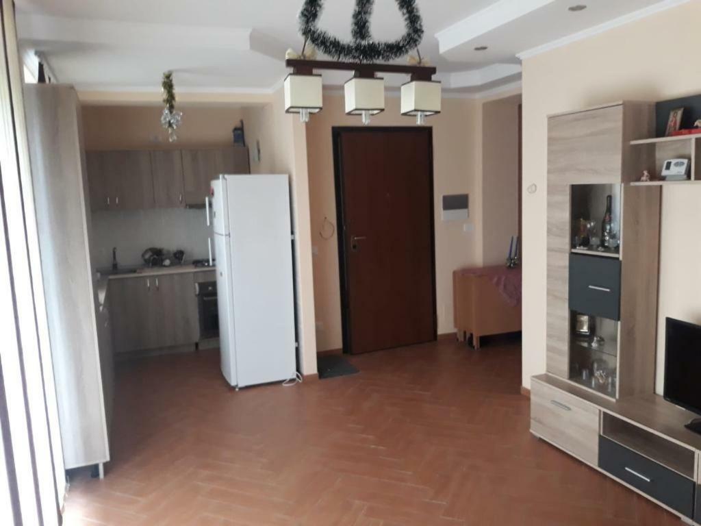 Casa Francesca Apartment Comanesti  Exterior photo